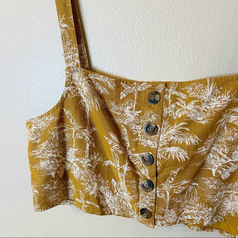 NWT American Eagle Cropped Button Front Top - Picture 2 of 6